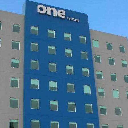 Hotel One Guadalajara Tapatio à Tlaquepaque Extérieur photo