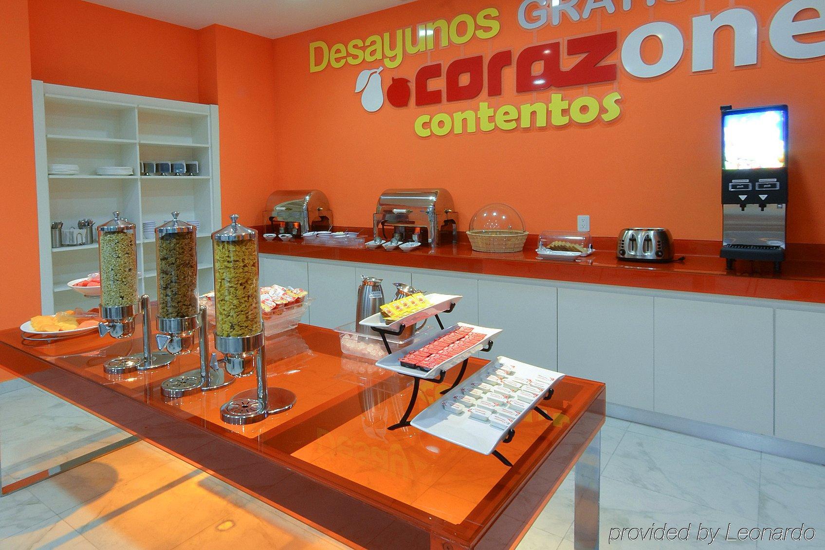 Hotel One Guadalajara Tapatio à Tlaquepaque Extérieur photo